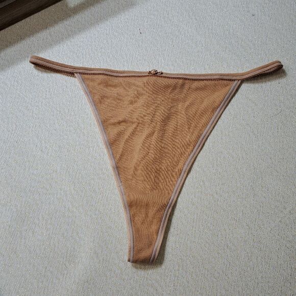 NWT SKIMS THONG - Picture 1 of 6